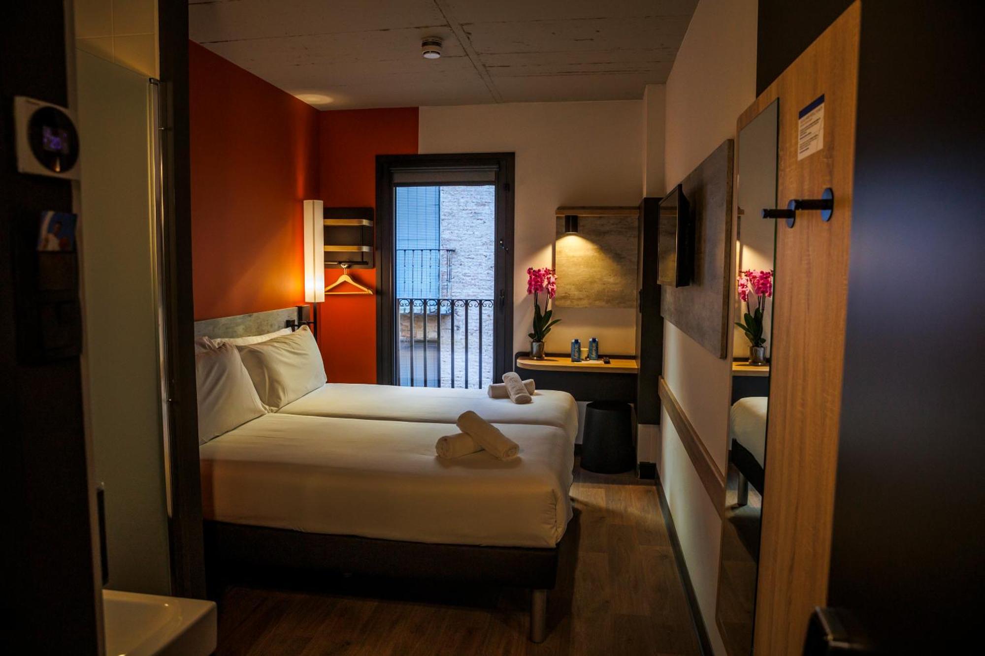 Ibis Budget Logrono Centro Экстерьер фото