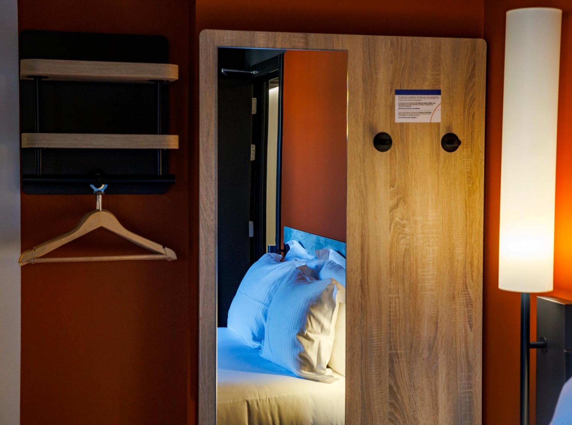 Ibis Budget Logrono Centro Экстерьер фото