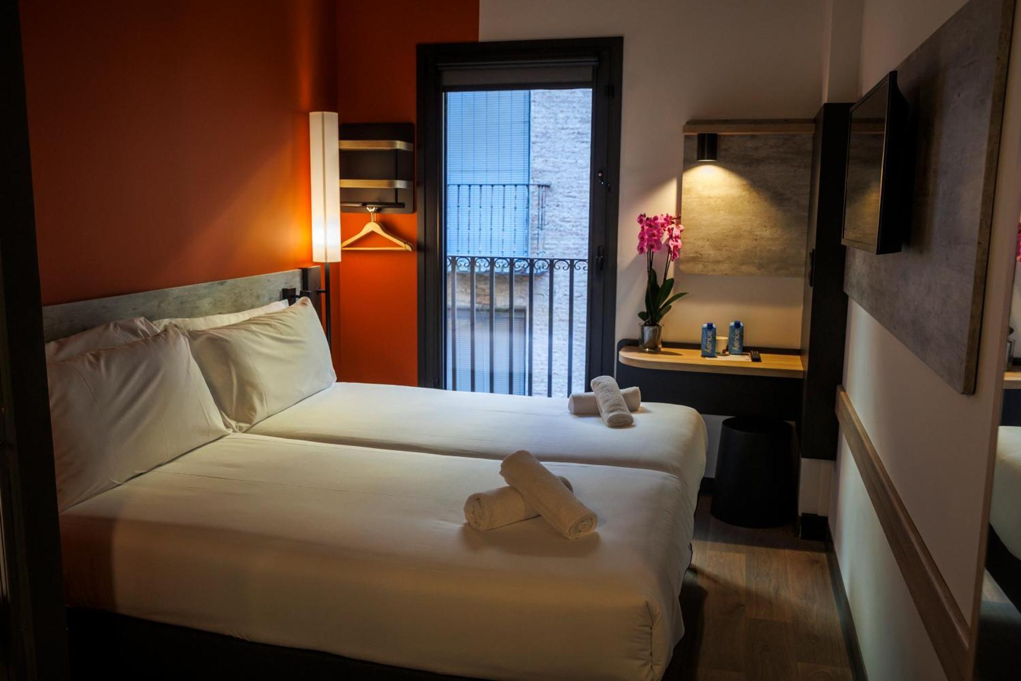 Ibis Budget Logrono Centro Экстерьер фото