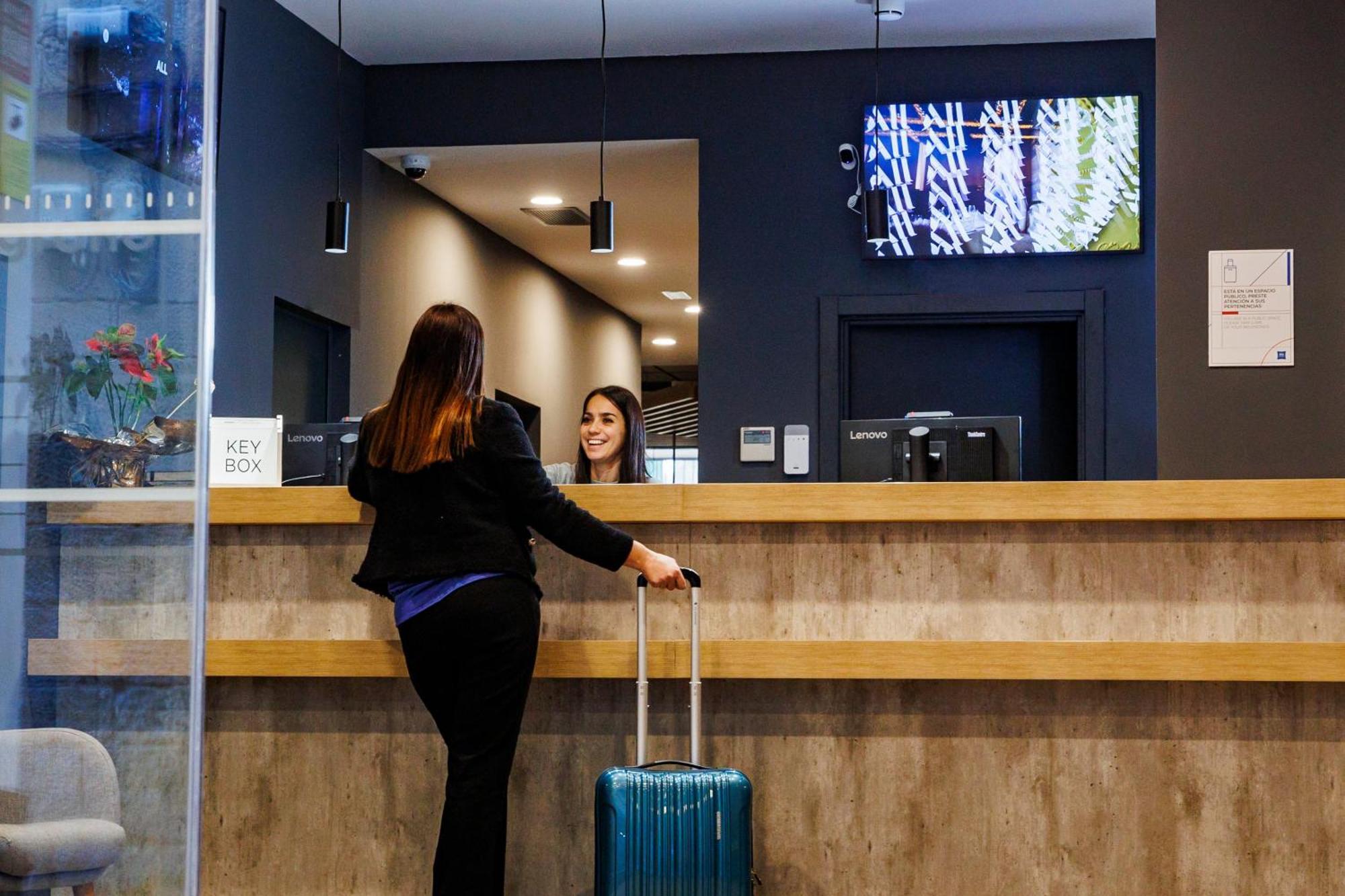 Ibis Budget Logrono Centro Экстерьер фото